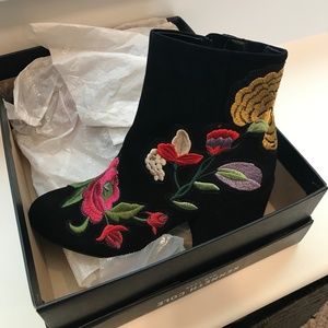 Kenneth Cole Floral Boots